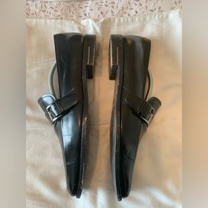 Men’s black side buckle dress shoes. Excellent condition. Size 9.5